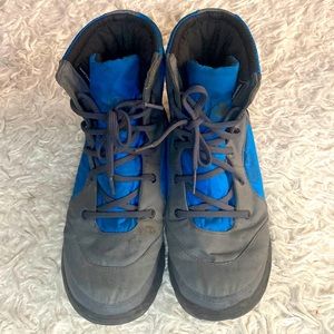 THE NORTH FACE waterproof Boots 🥾 (Unisex)